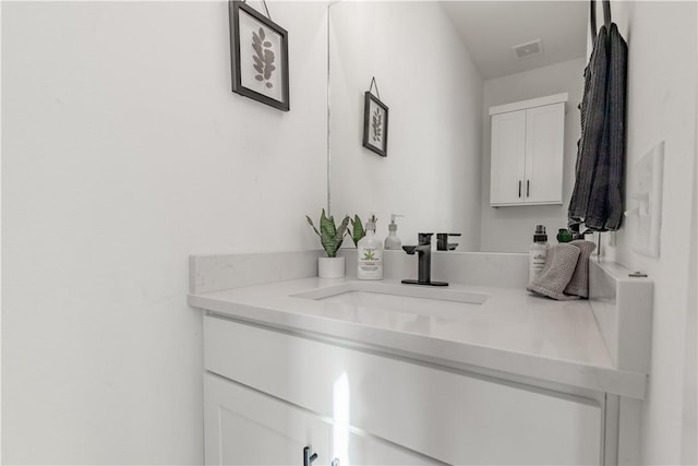 427 E Martin Luther King Jr Blvd, Fayetteville, AR 72701 - bathroom featuring vanity