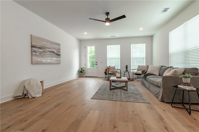 427 E Martin Luther King Jr Blvd, Fayetteville, AR 72701 - living room with a ceiling fan, light wood-style flooring, and recessed lighting