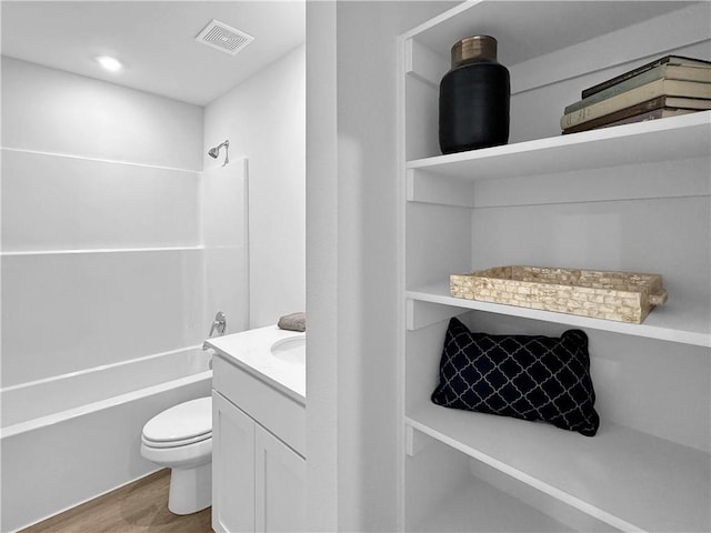 5395 Selah St, Springdale, AR 72764 - full bath with vanity, bathtub / shower combination, and wood finished floors