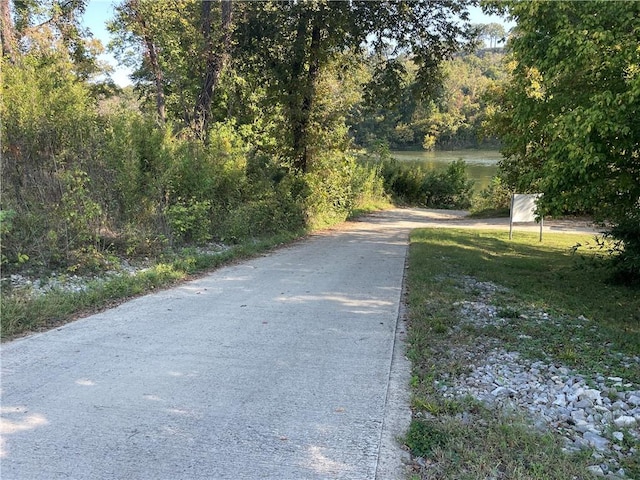 471 Mcphearson Ter, Calico Rock, AR 72519 - view of road with a water view and a view of trees