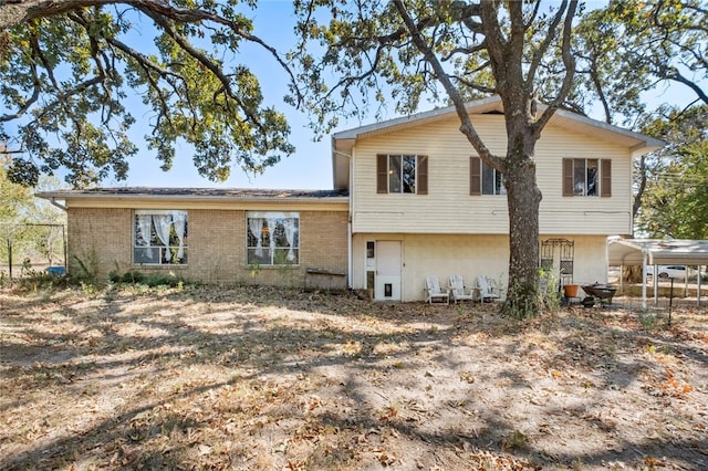 view of front of house