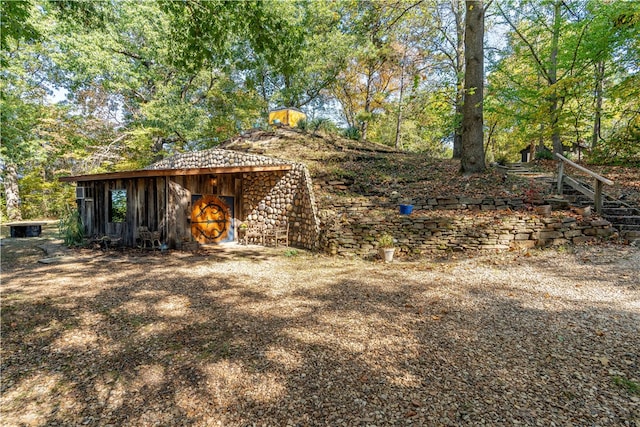 exterior space with an outbuilding