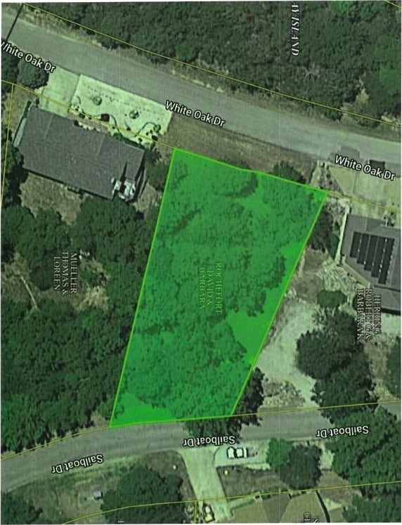 27 White Oak Dr, Holiday Island, AR 72631