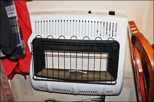 details with heating unit