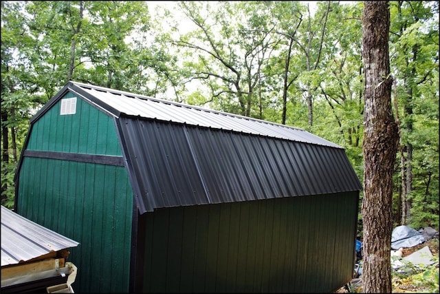 view of outdoor structure