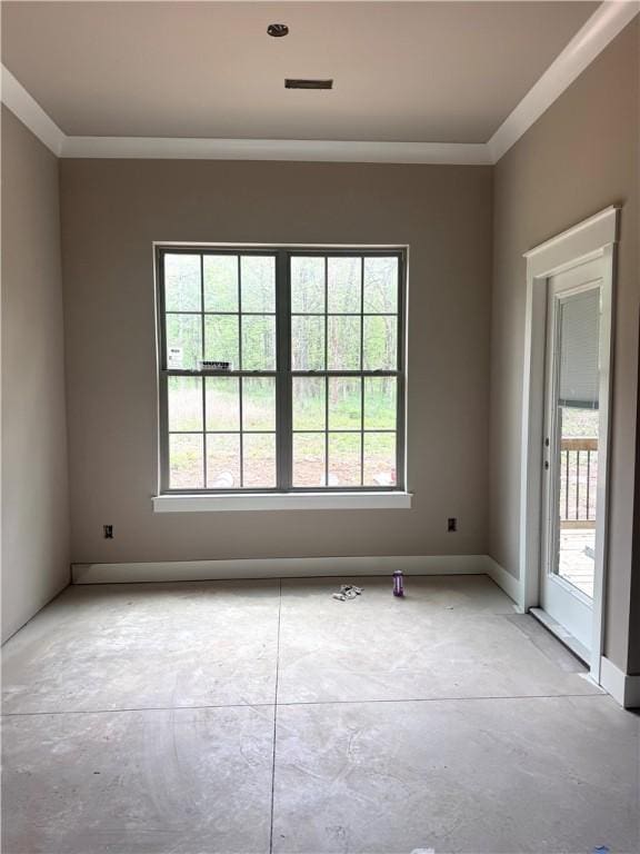 9306 Pleasant Valley Rd, Gentry, AR 72734 - empty room with crown molding, baseboards, unfinished concrete floors, and a healthy amount of sunlight