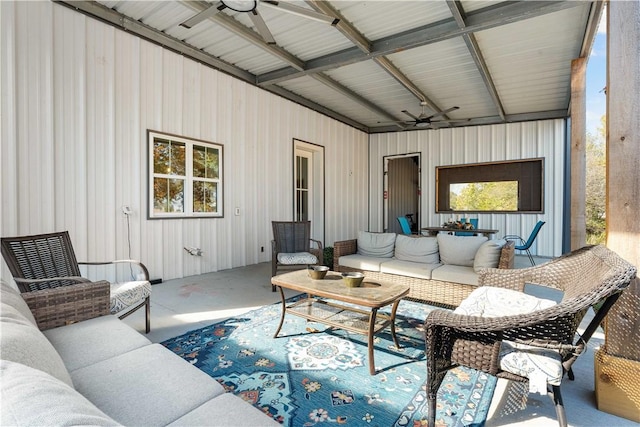 sunroom / solarium with ceiling fan