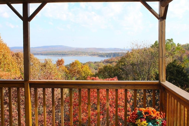 18960 Coppermine Rd, Rogers, AR 72756 - view of water feature
