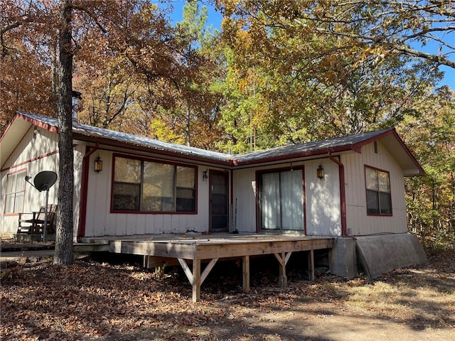 18898 Sugar Creek Rd, Garfield, AR 72732 - view of front of property featuring a chimney
