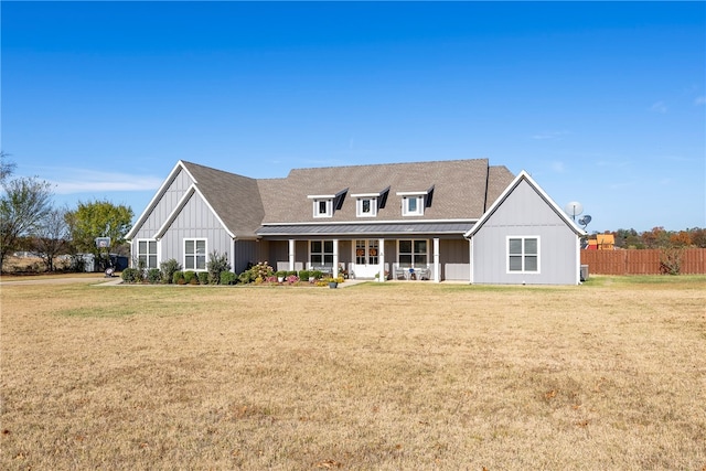 view of front of property with a front lawn