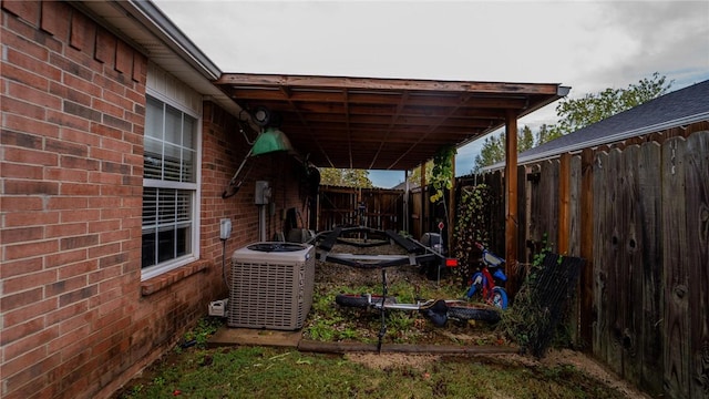 view of yard featuring cooling unit