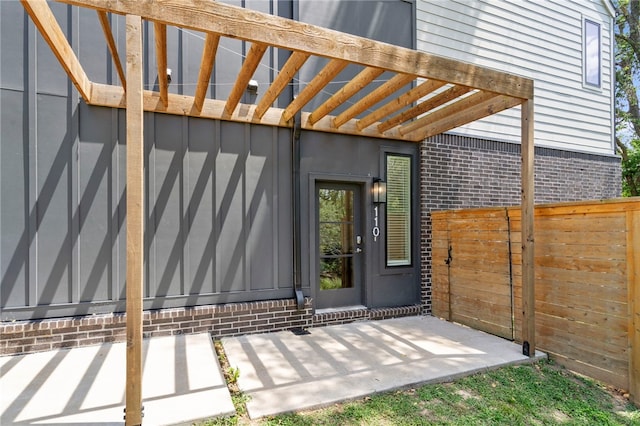 110 NE Briartown, Bentonville, AR 72712 - view of gate