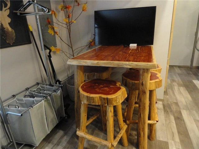 305 Deer Run Rd, Leslie, AR 72645 - interior space featuring wood finished floors