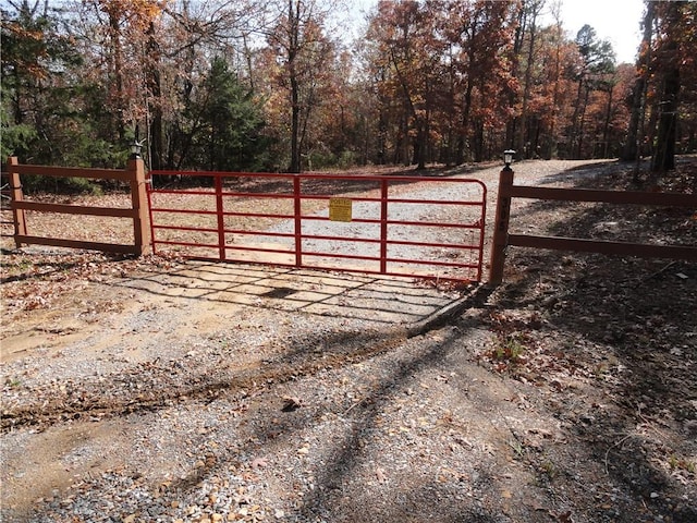 305 Deer Run Rd, Leslie, AR 72645 - gate featuring fence