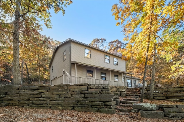 view of front of house featuring covered porch