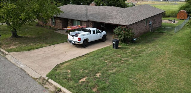 view of front of house featuring a front yard