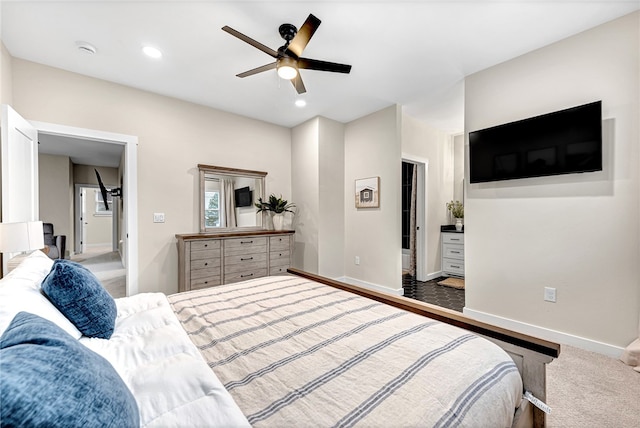 bedroom featuring ceiling fan