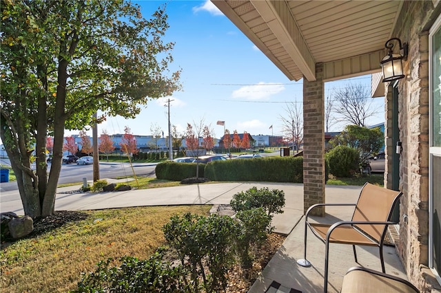 view of patio / terrace with covered porch