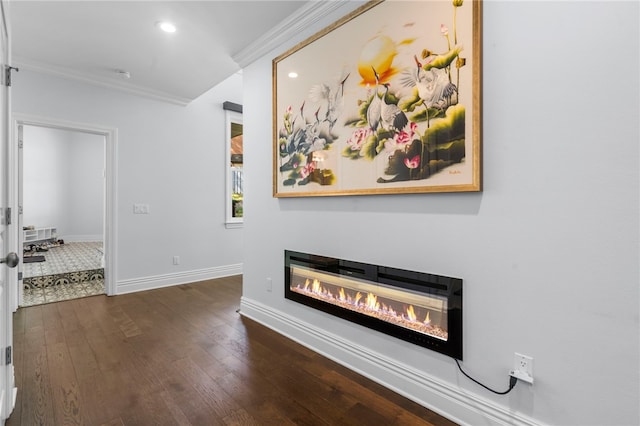 hall featuring recessed lighting, baseboards, ornamental molding, and dark wood-style floors