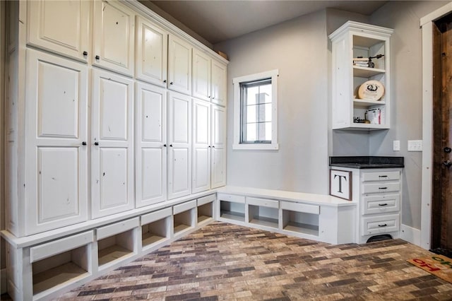 view of mudroom