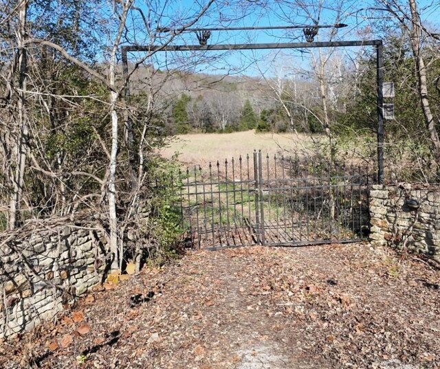 2465 Denton Ferry Rd, Ar, AR 72626