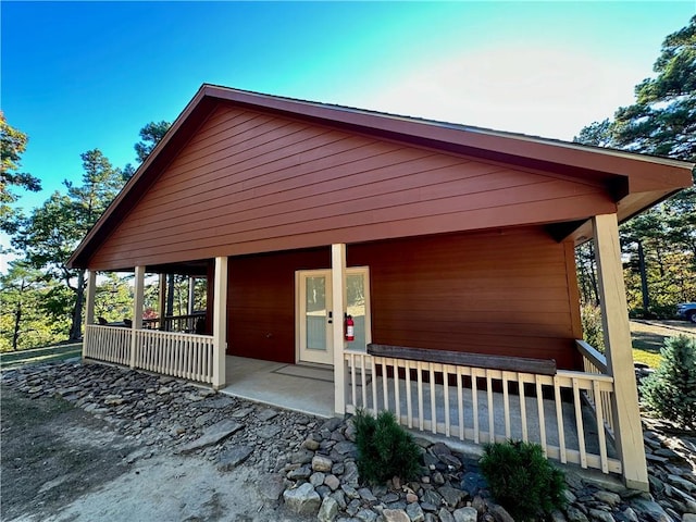 329 Bradley Ridge Rd, Marshall, AR 72650 - chalet / cabin with covered porch