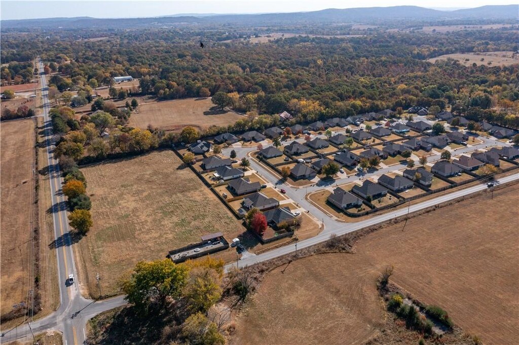 W Wedington Dr, Fayetteville, AR 72701 - photo 3