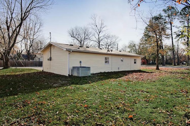 5 S Pollard Ave, Fayetteville, AR 72701 - rear view of property featuring central air condition unit