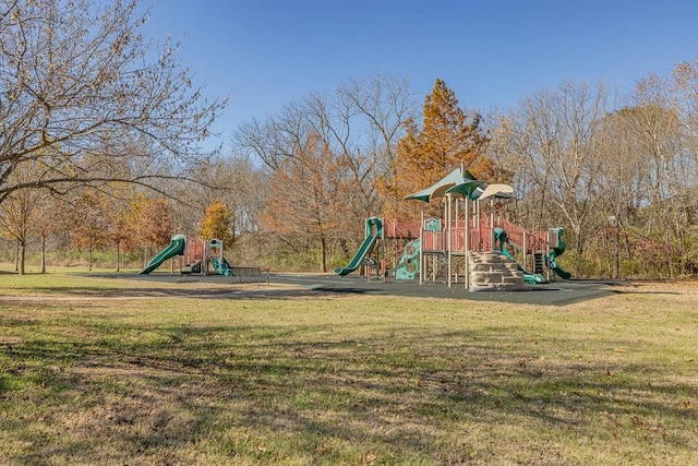 view of play area featuring a yard