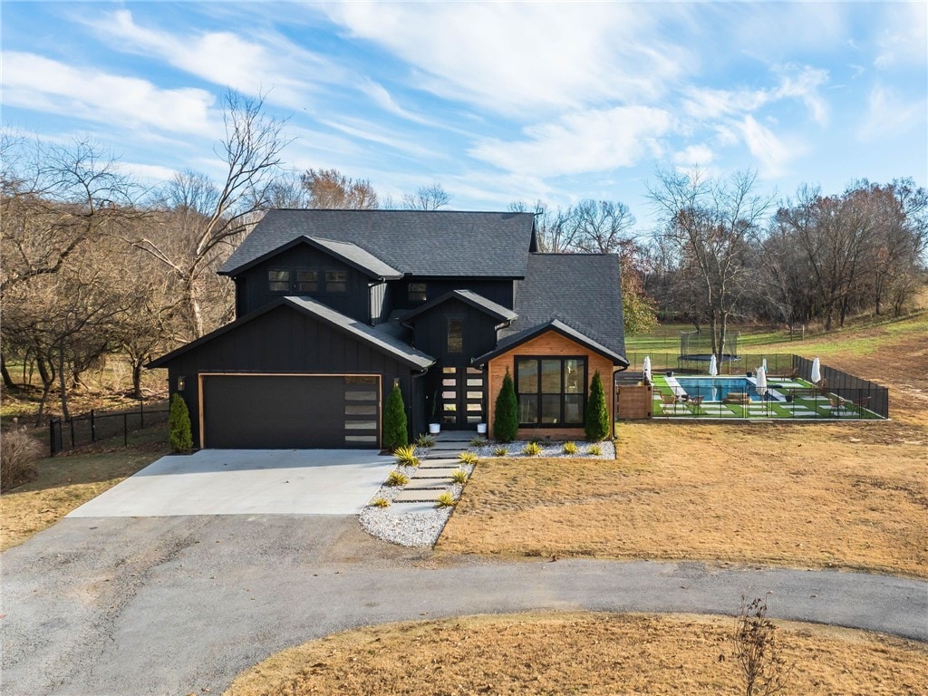 view of front of home with a garage