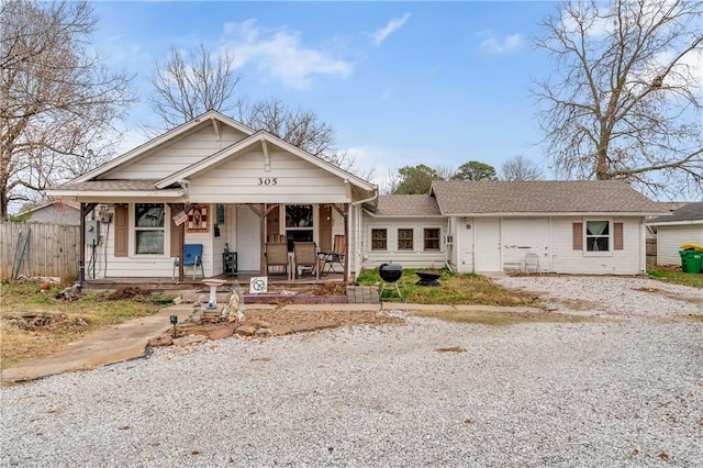 view of front of house featuring a porch