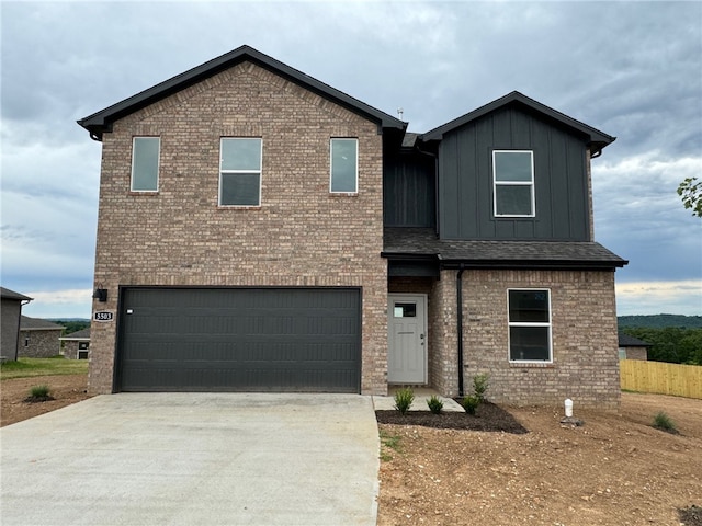 view of front of property featuring a garage