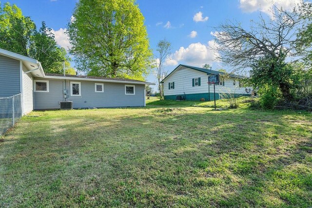 103 Spring St, Cassville, MO 65625