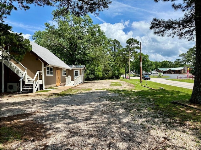 426 Van Buren, Eureka Springs, AR 72632 - view of yard
