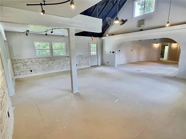 426 Van Buren, Eureka Springs, AR 72632 - view of garage
