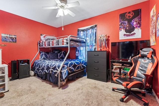 bedroom featuring carpet floors and a ceiling fan