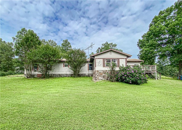 view of yard featuring a deck