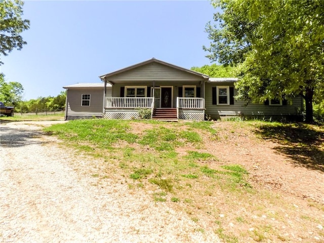 view of front facade with covered porch