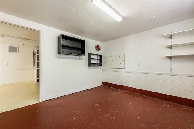 3 Barrhead Ln, Bella Vista, AR 72715 - interior space with visible vents
