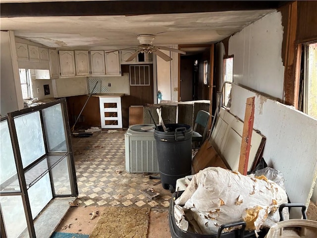 kitchen with ceiling fan