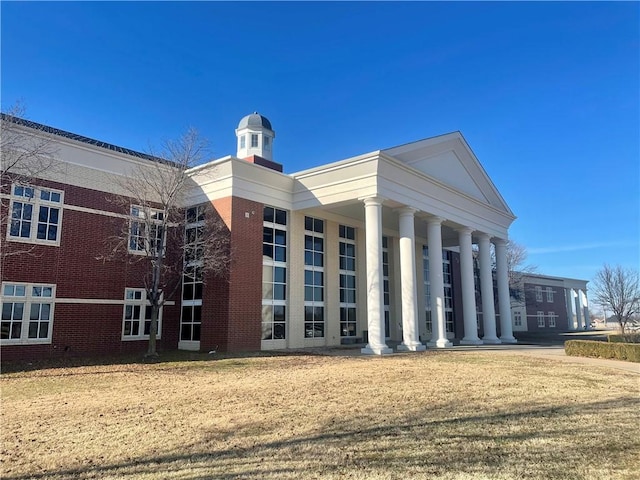 view of building exterior