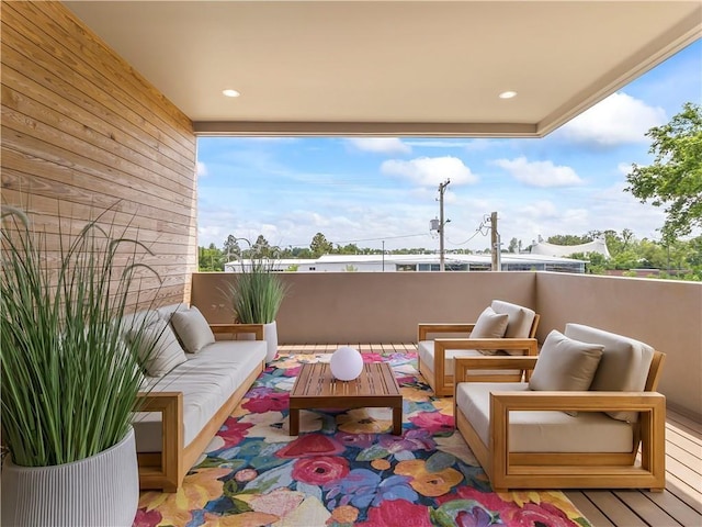 balcony featuring an outdoor hangout area