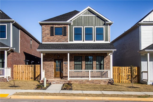 view of front of home featuring a porch