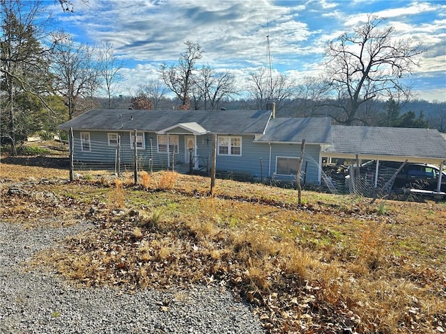 view of front of property