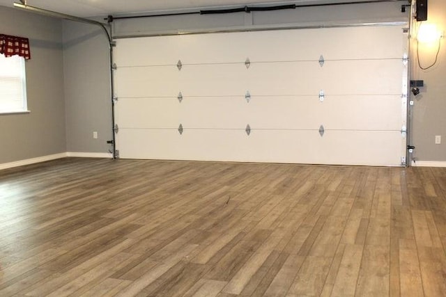 635 Ranchview Rd, Ridgedale, MO 65739 - garage with baseboards