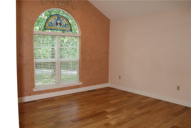 635 Ranchview Rd, Ridgedale, MO 65739 - spare room featuring wood finished floors and lofted ceiling