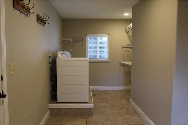 635 Ranchview Rd, Ridgedale, MO 65739 - laundry area featuring separate washer and dryer and recessed lighting