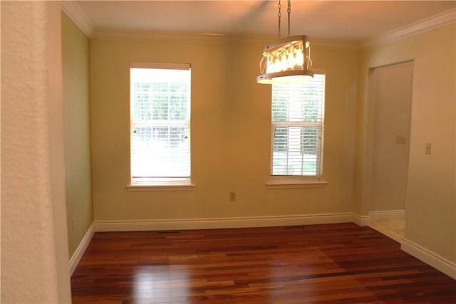 635 Ranchview Rd, Ridgedale, MO 65739 - spare room with wood finished floors, plenty of natural light, and crown molding