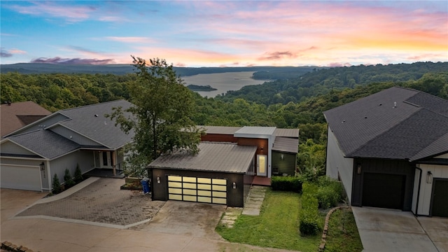 view of aerial view at dusk