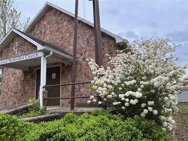 view of side of home